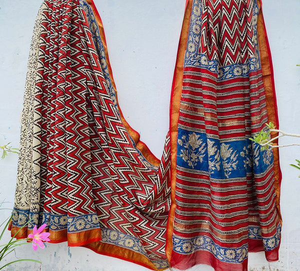 Aroma ttire Pure Maheshwari Silk Saree